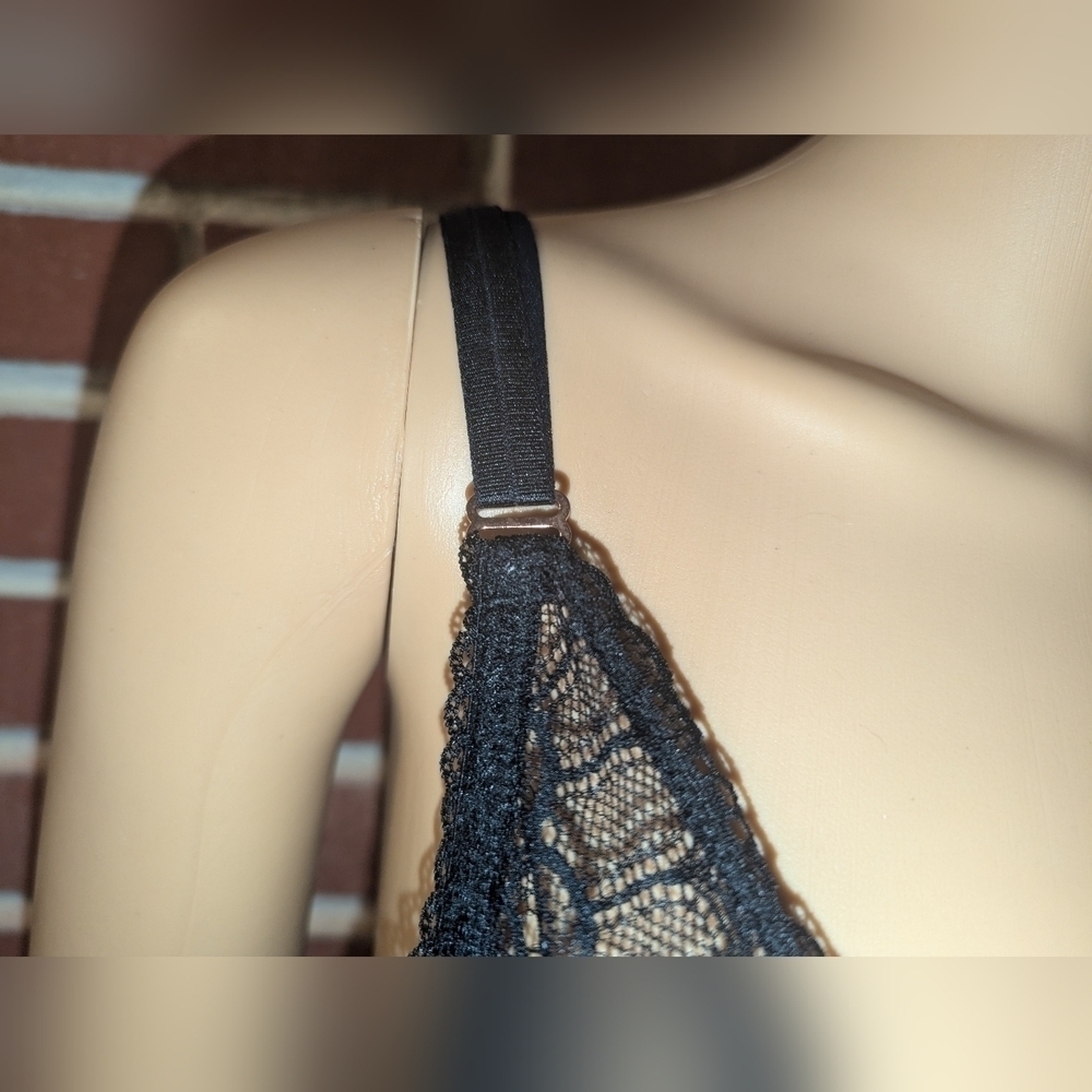 NWT Black Montelle "Rocker" Bra. 32D. - Picture 3 of 8